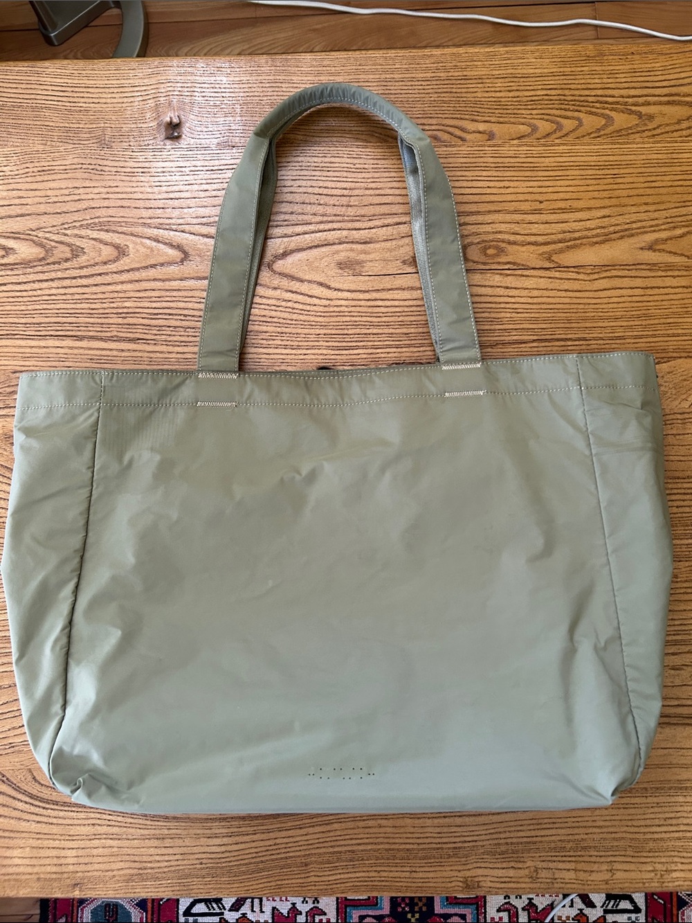 Athleta All About Tote in Olive Branch - Picture 2 of 8